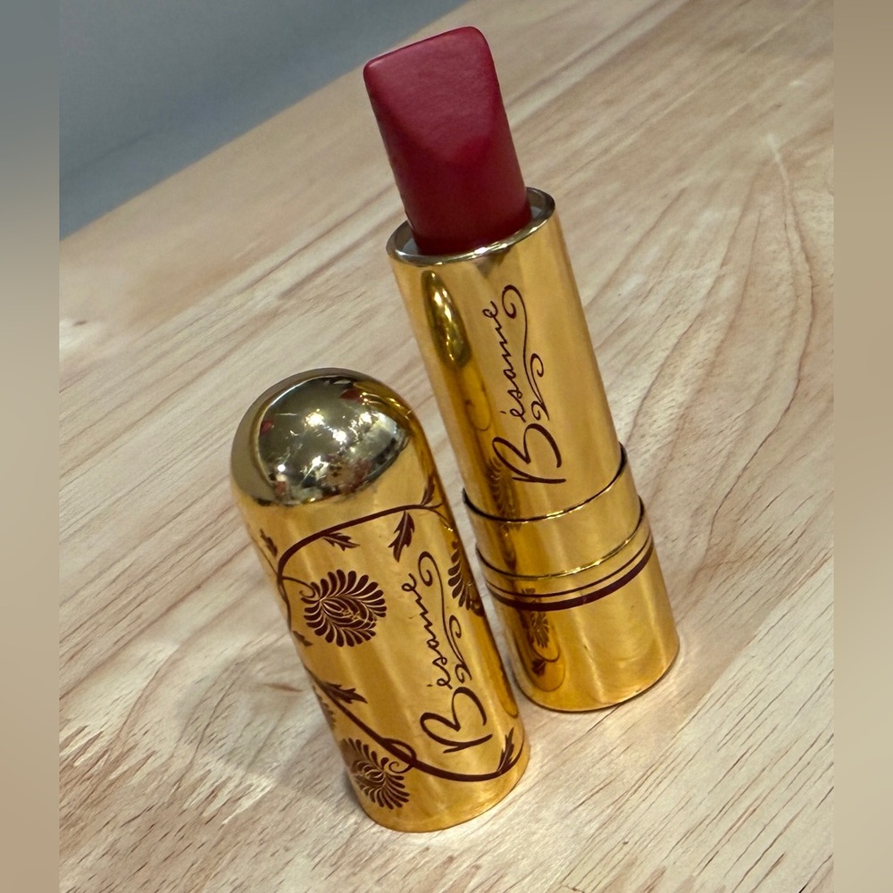Besame Fairest Red